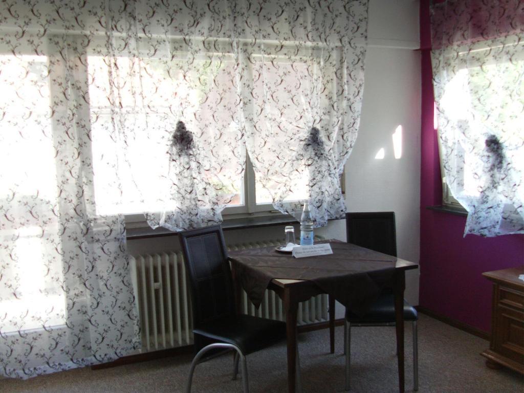 Meckesheim Hotel Martinsklause الغرفة الصورة